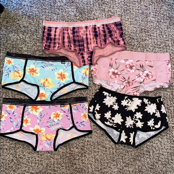 pink victoria secret boxers